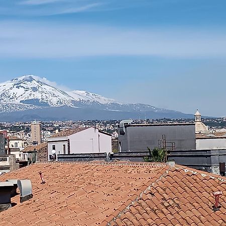 Il Lapillo Apartment Catania Bagian luar foto
