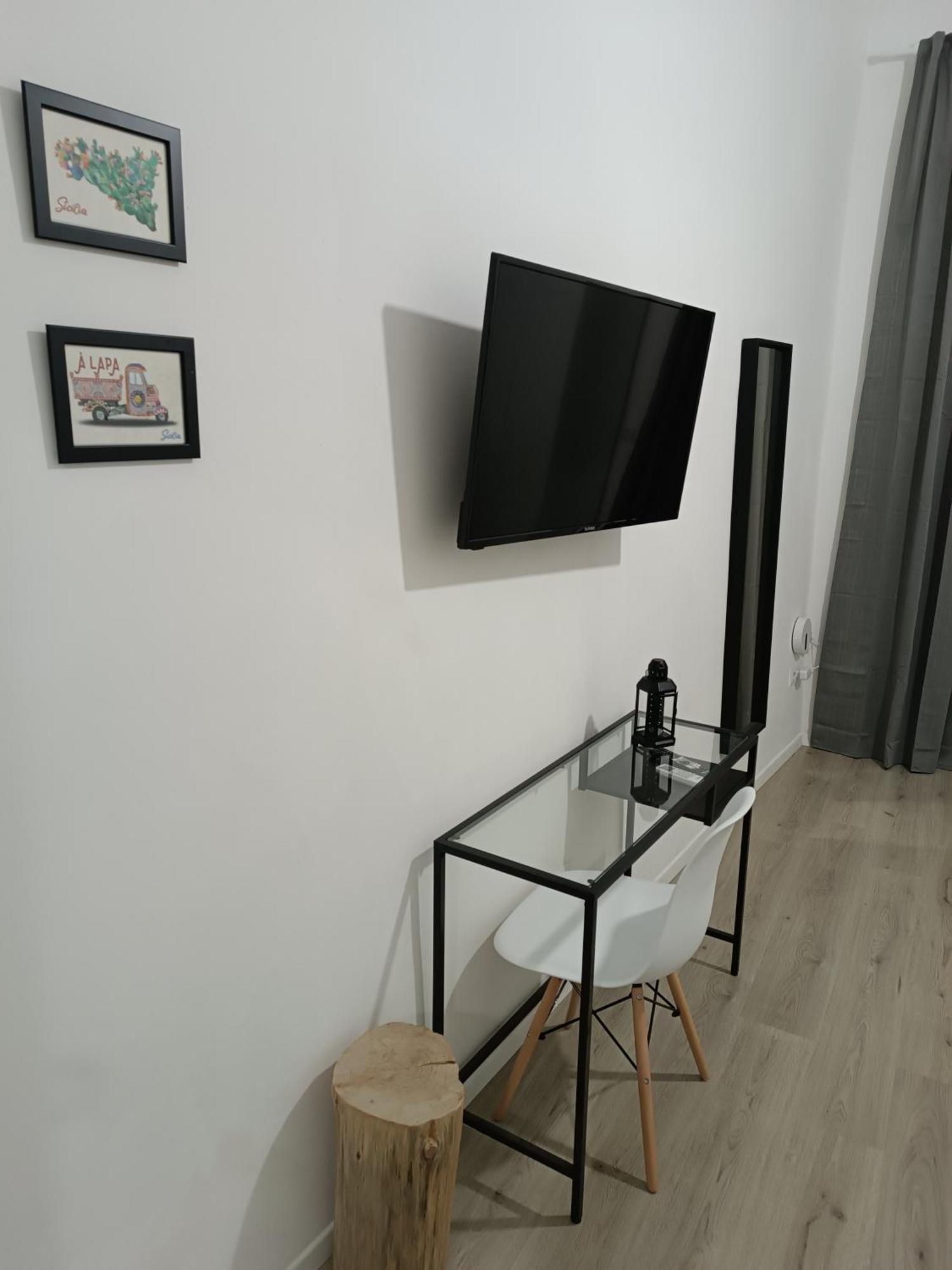 Il Lapillo Apartment Catania Bagian luar foto