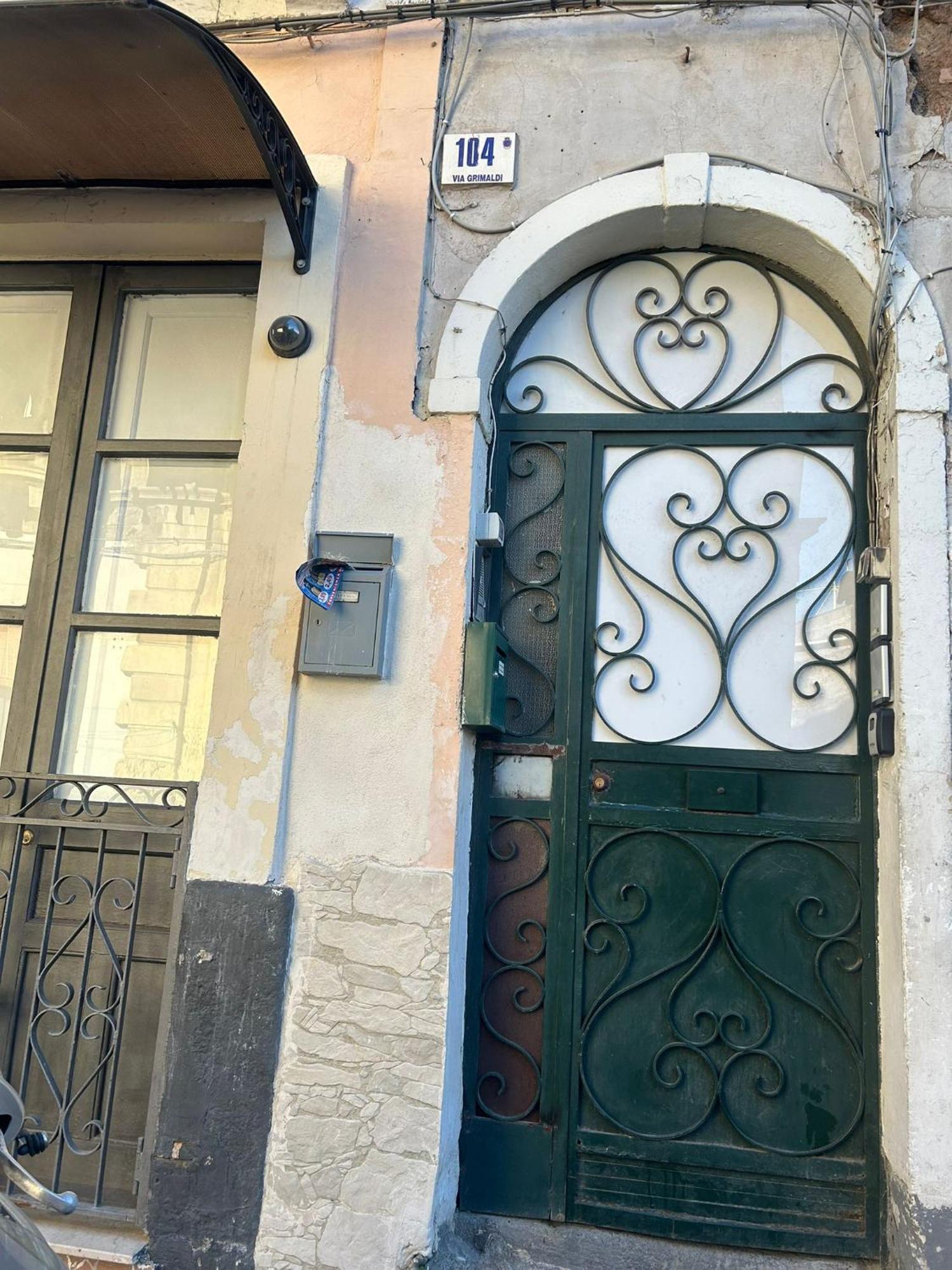 Il Lapillo Apartment Catania Bagian luar foto