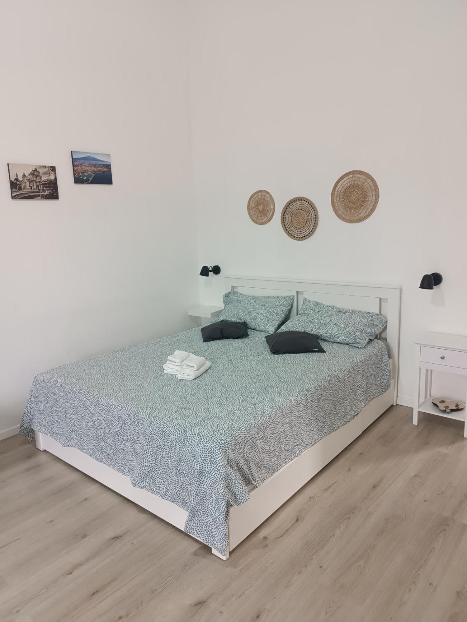 Il Lapillo Apartment Catania Bagian luar foto